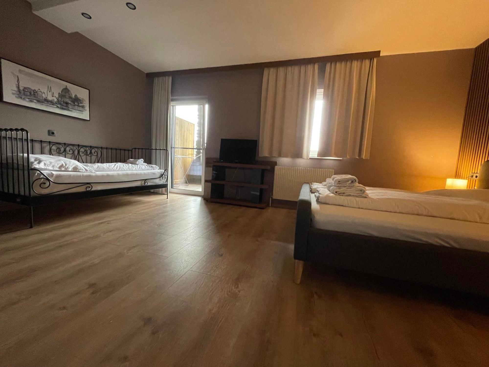 The Art And Sporthotel Innsbruck Eksteriør bilde